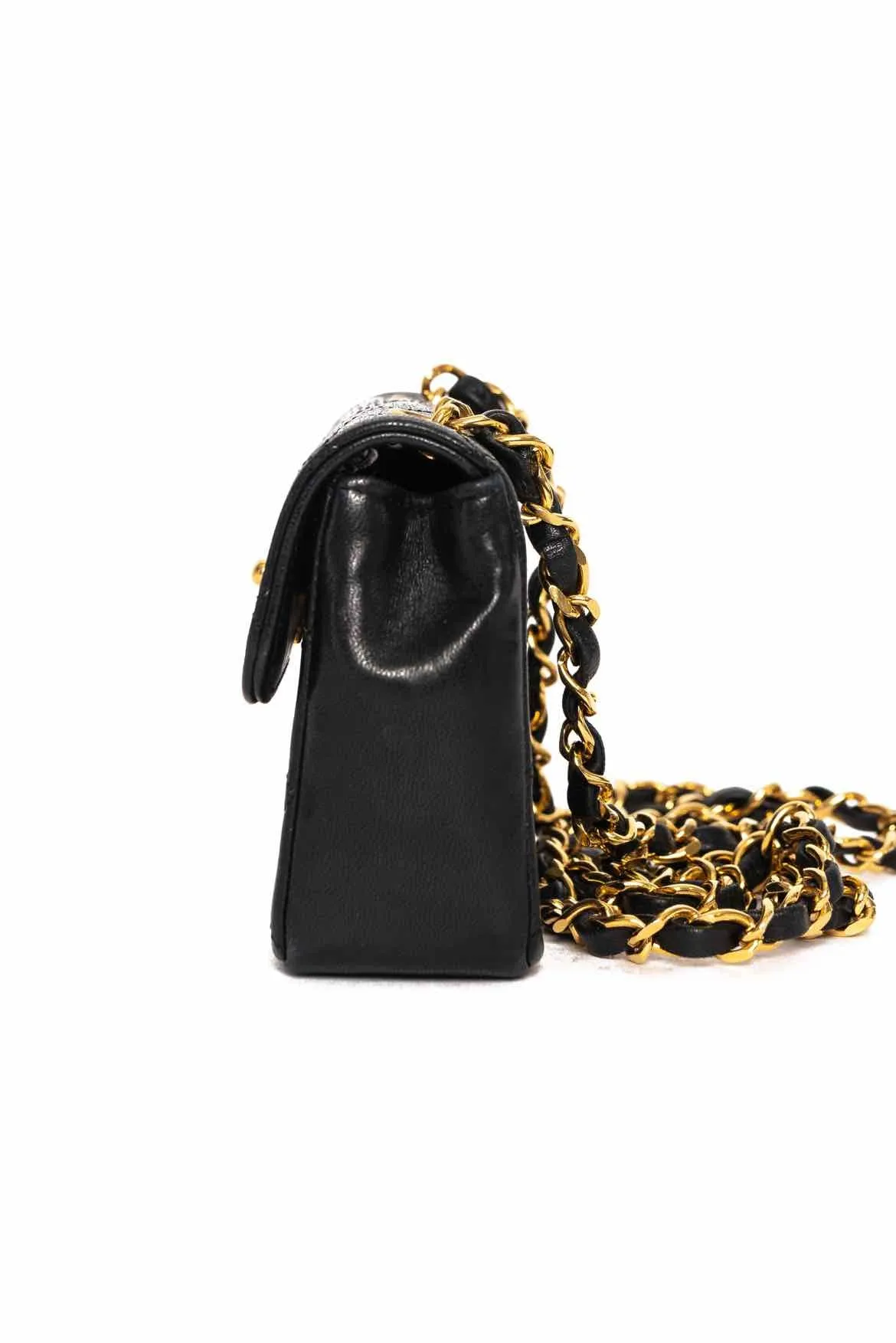Chanel Mini CC Classic Crossbody Flap Bag – Timeless Luxury & Elegant Style