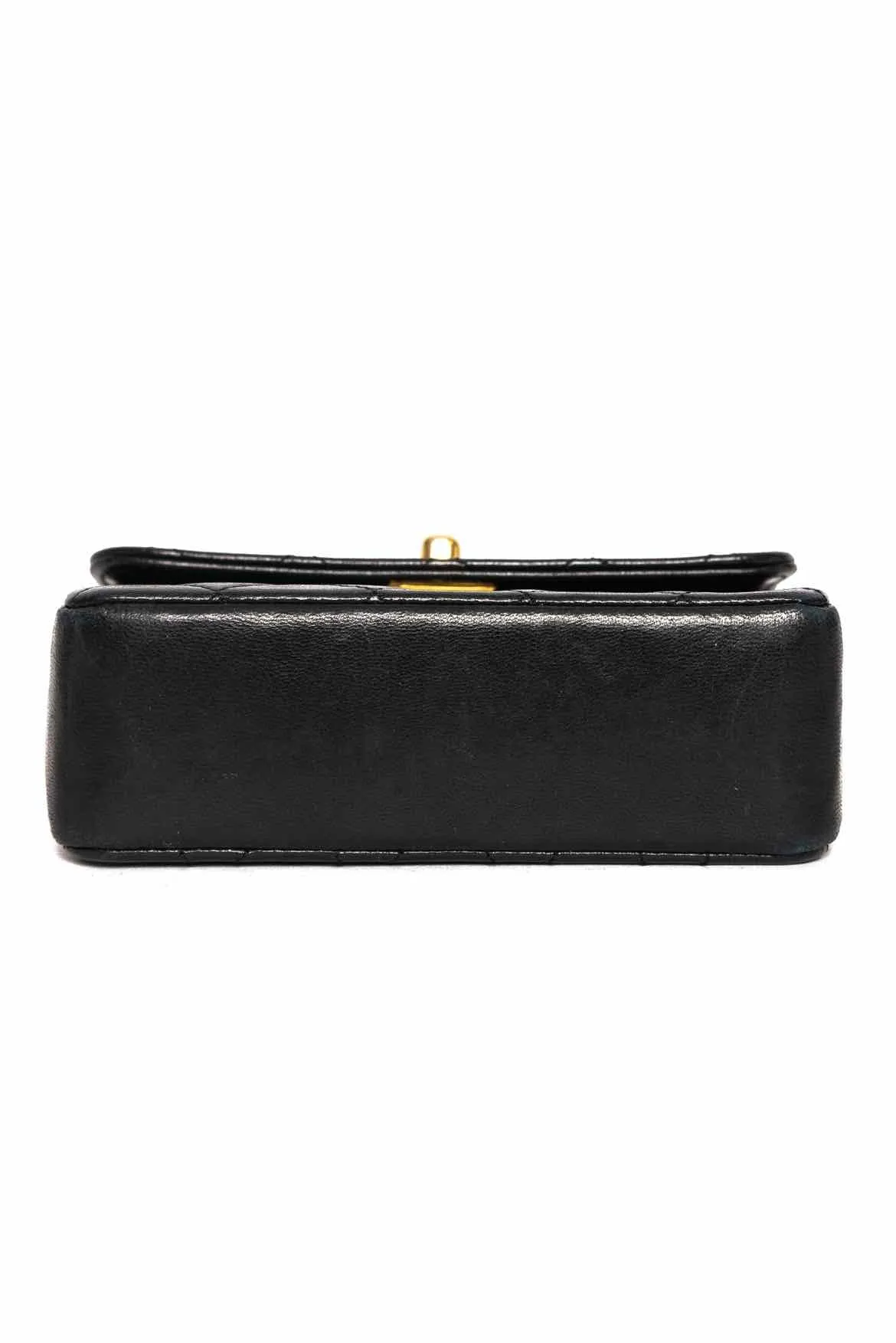 Chanel Mini CC Classic Crossbody Flap Bag – Timeless Luxury & Elegant Style