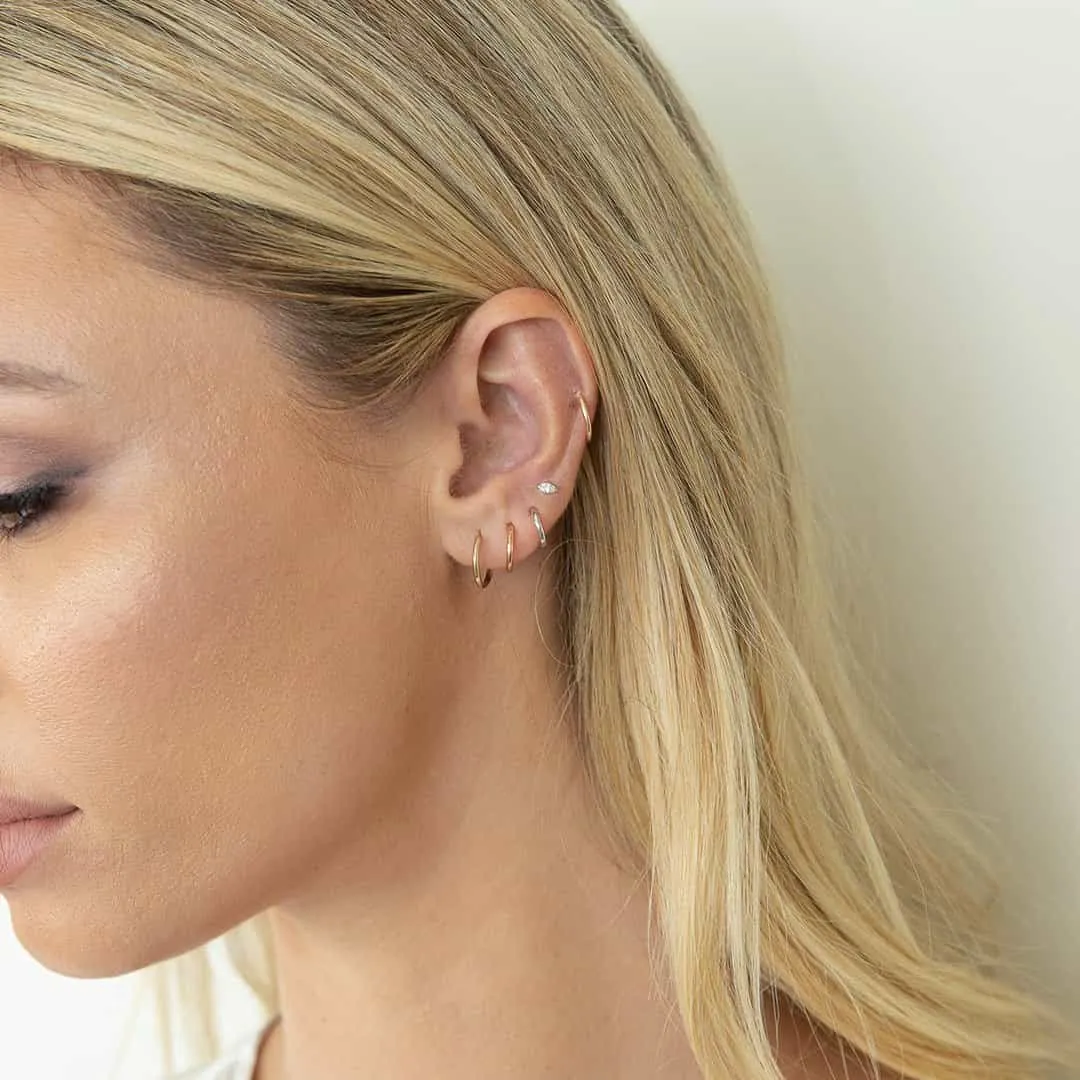 Grand Solid Huggie Hoop Earrings