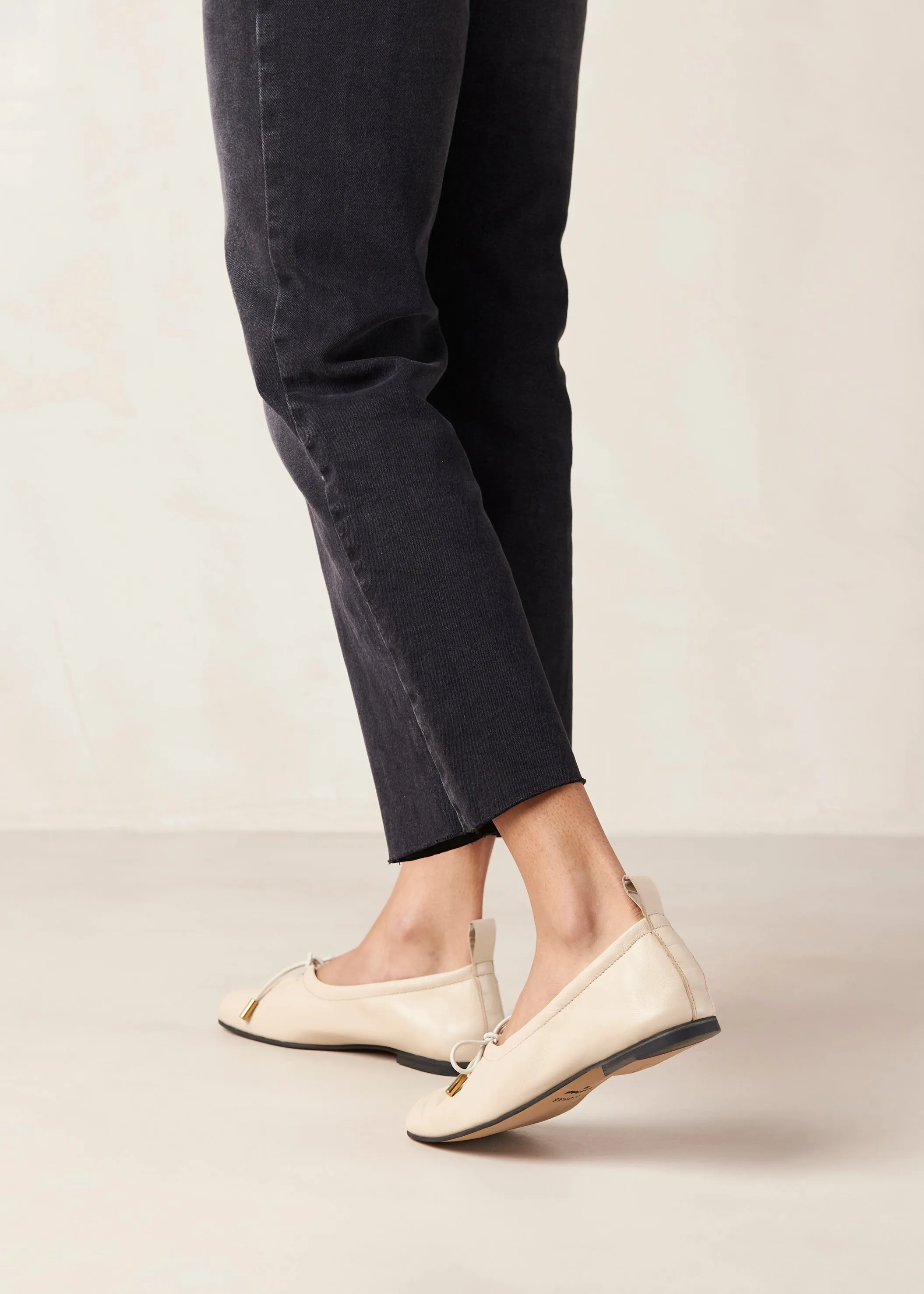 Rosalind Cream Leather Ballet Flats