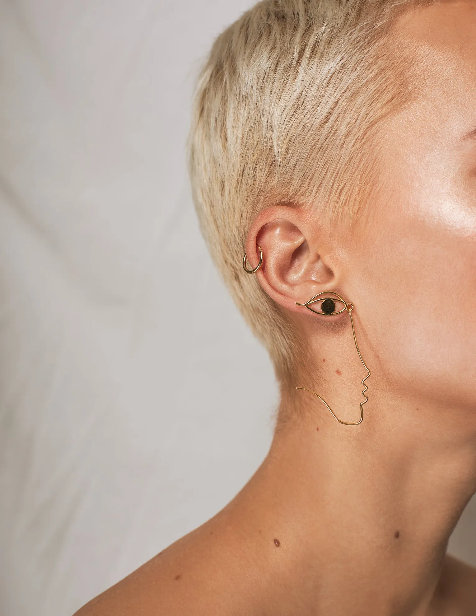 Rose Hoop earring <br>Solid Gold
